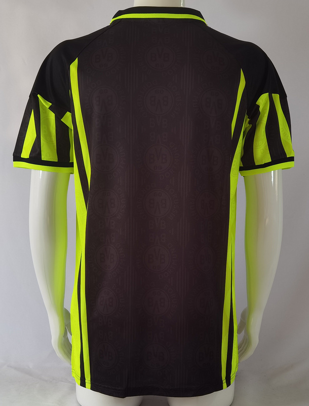 96-97 Dortmund Away